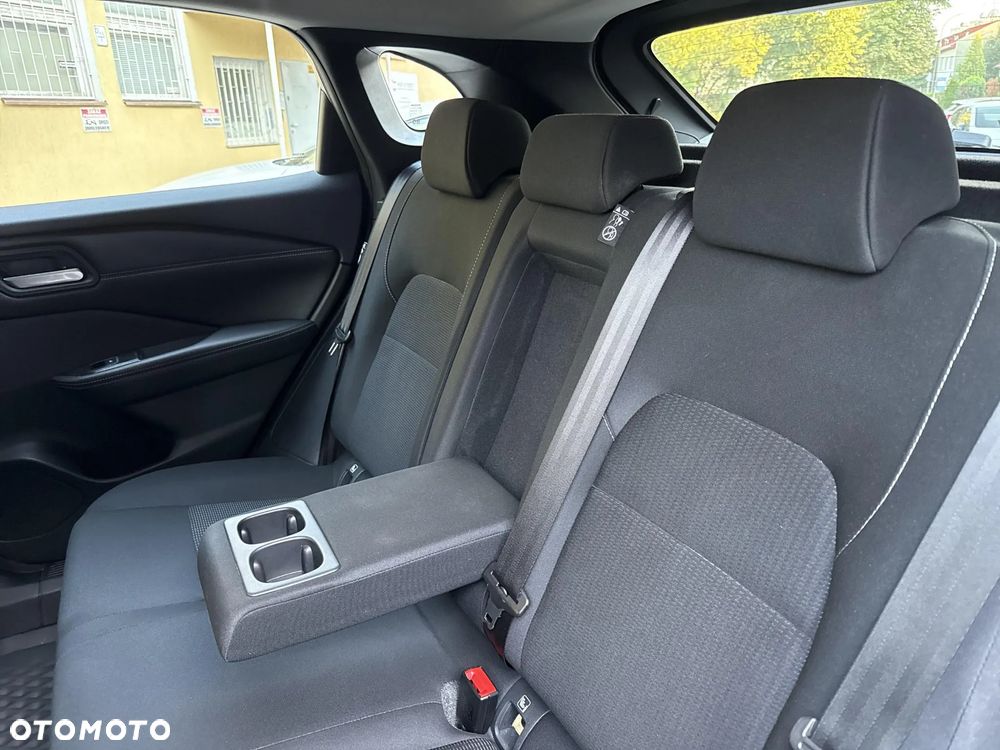 Nissan Qashqai 1.3 DIG-T mHEV Acenta Xtronic - 17