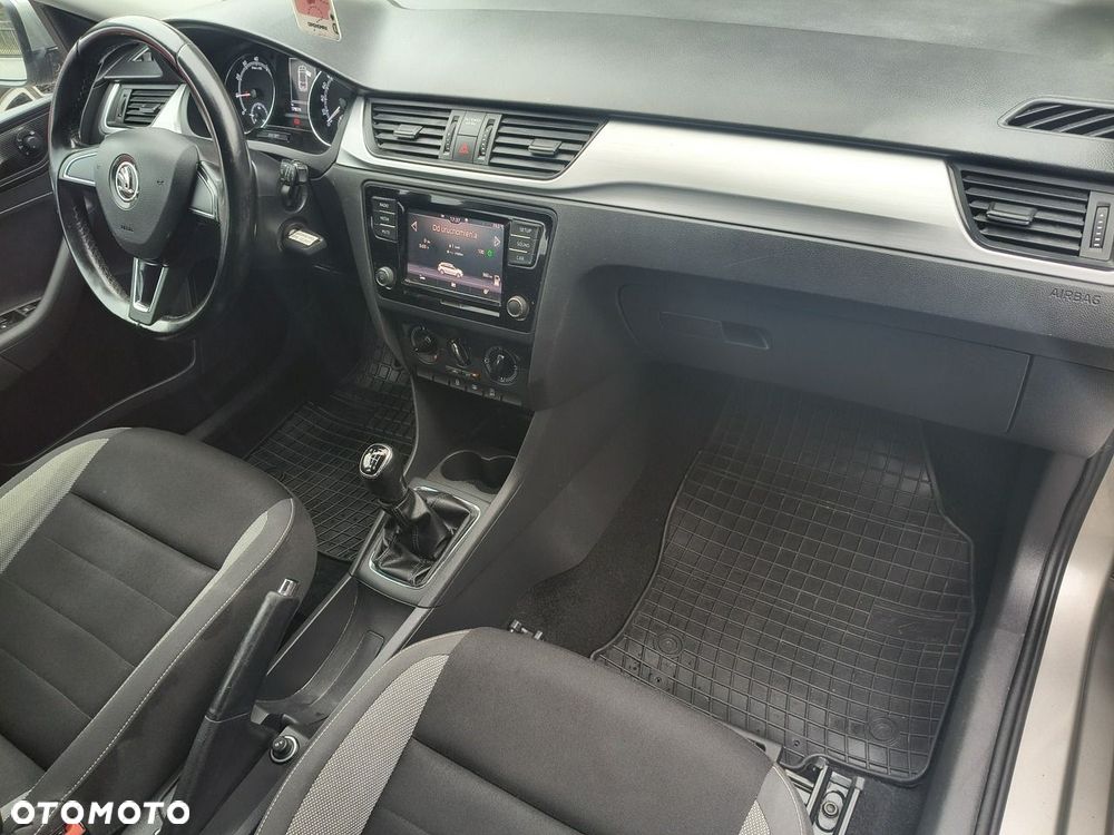 Skoda RAPID - 17