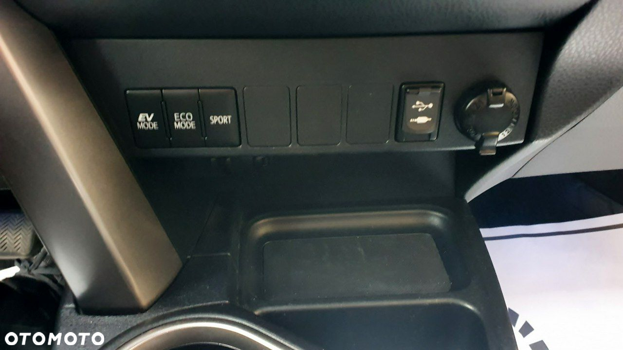 Toyota RAV4 - 36