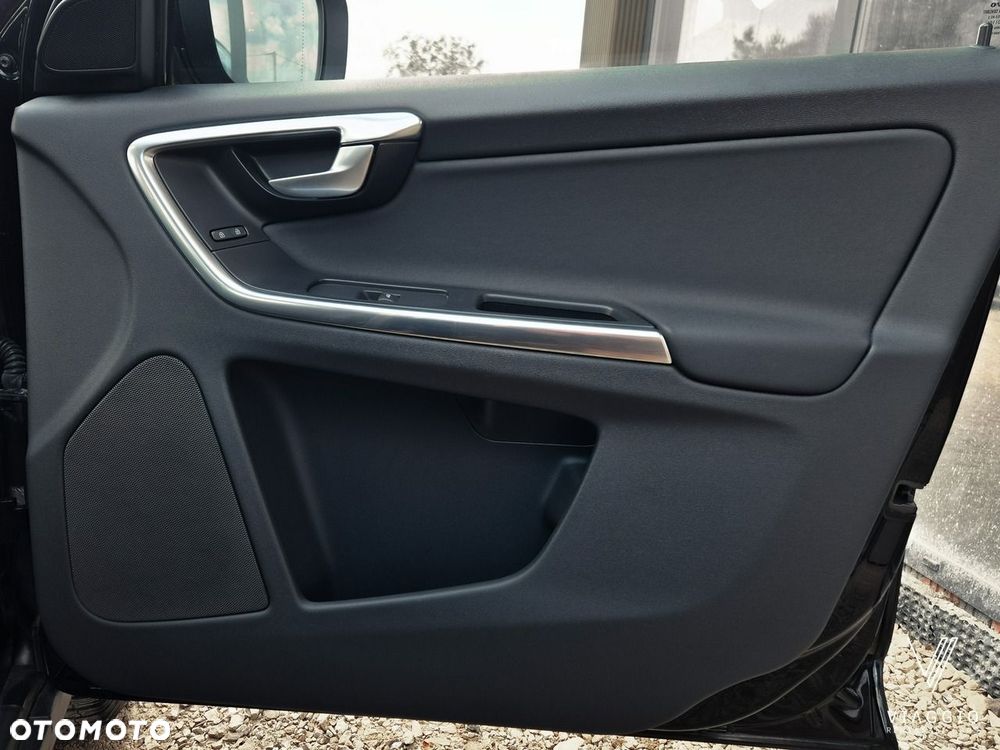 Volvo XC 60 - 19