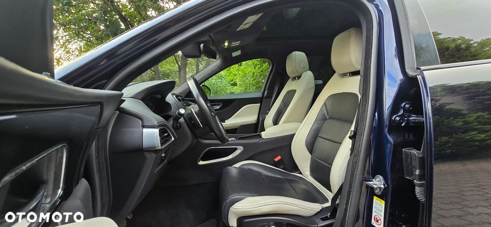 Jaguar F-Pace 3.0 V6 AWD S - 11
