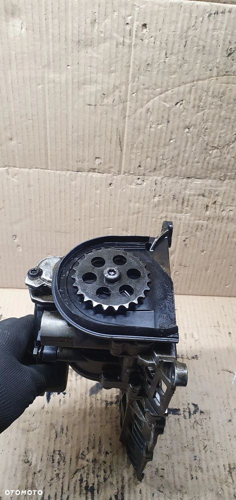 Pompa oleju olejowa smok BMW X1 E84 Lift 2.0D 7810773 - 4
