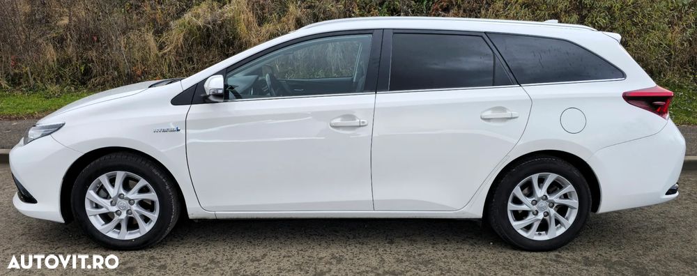 Toyota Auris 1.8 L VVT-i TS Hybrid Luna - 10