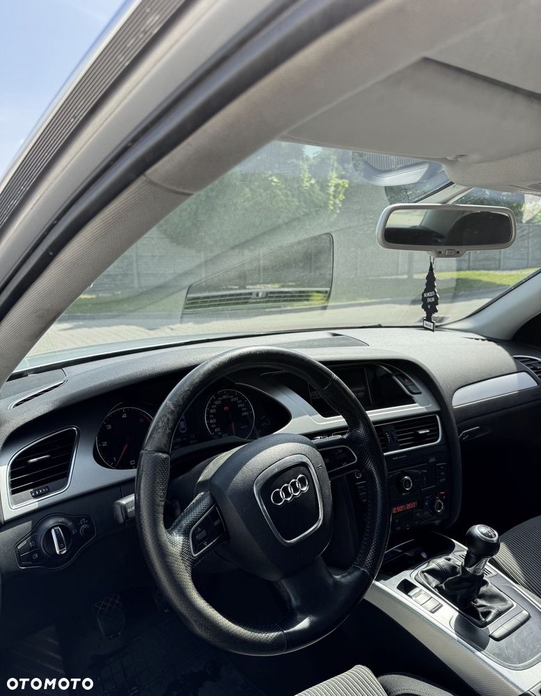 Audi A4 Limousine 2.0 TDI - 7