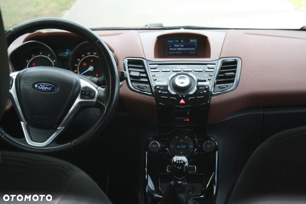 Ford Fiesta 1.0 EcoBoost STart-Stop ST-LINE - 17