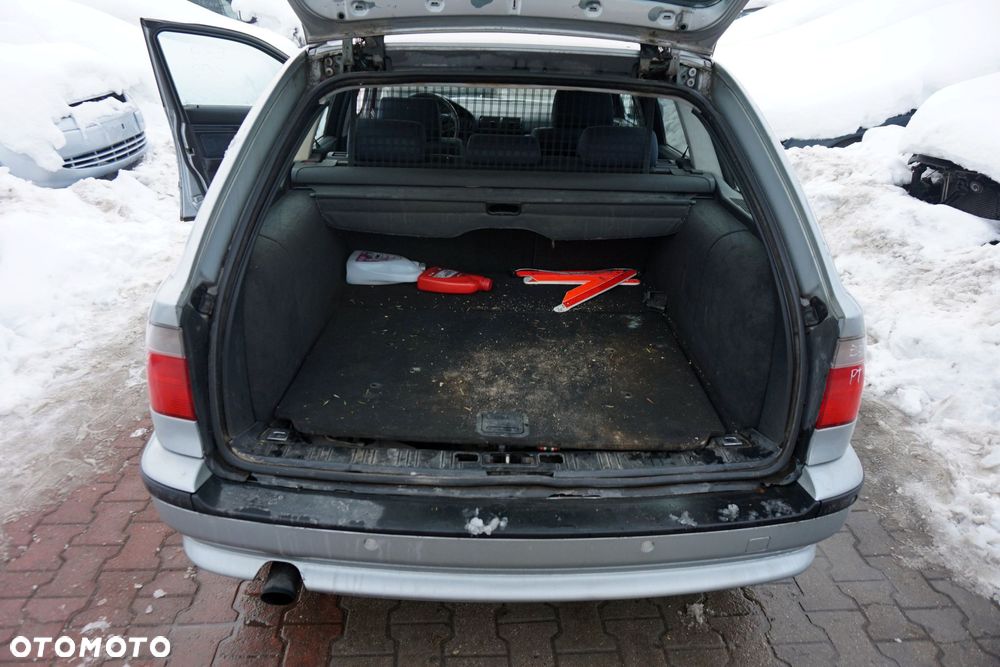 BMW 5 E39 KOMBI 1998 309 2.0 24V M52B20 150KM S5D250G-TAJT SREBRNY ARKTISSILBER na części - 10
