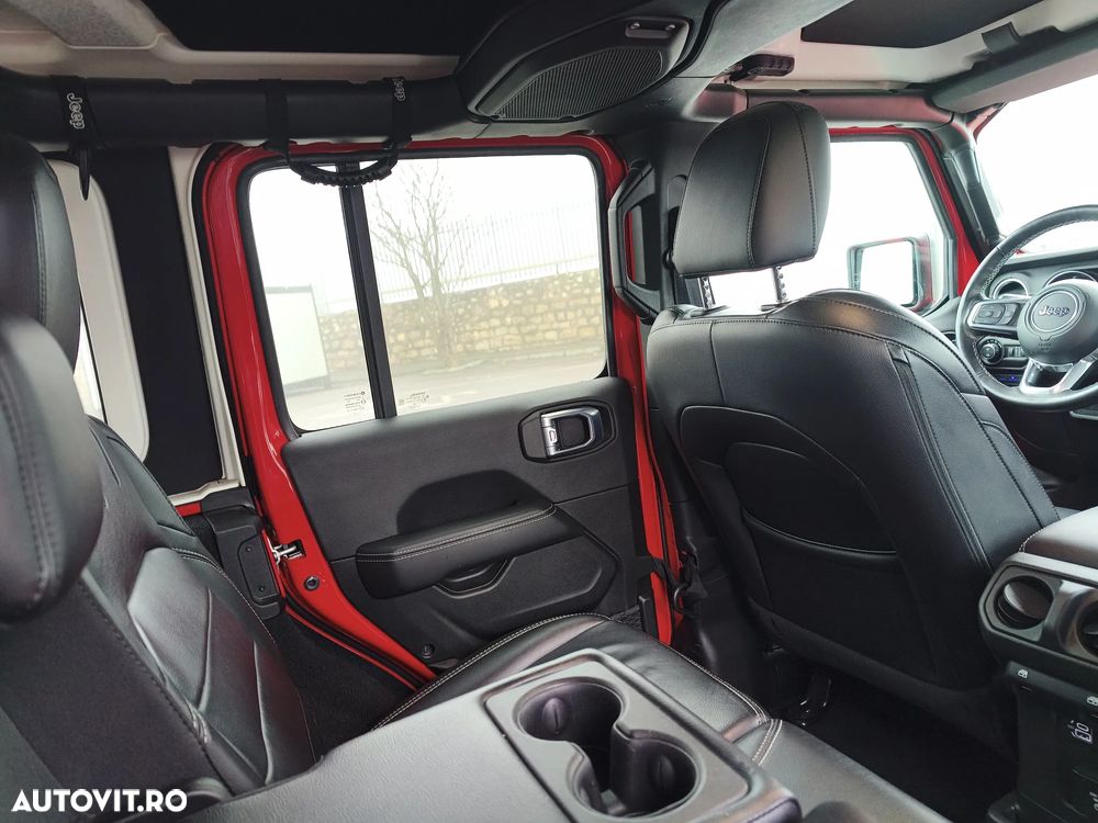 Jeep Wrangler 2.0 4xe AT8 PHEV Sahara - 8