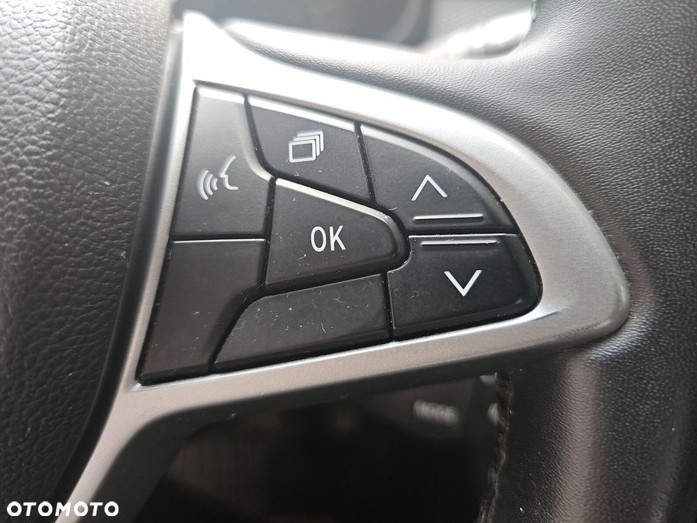 Dacia Sandero - 17