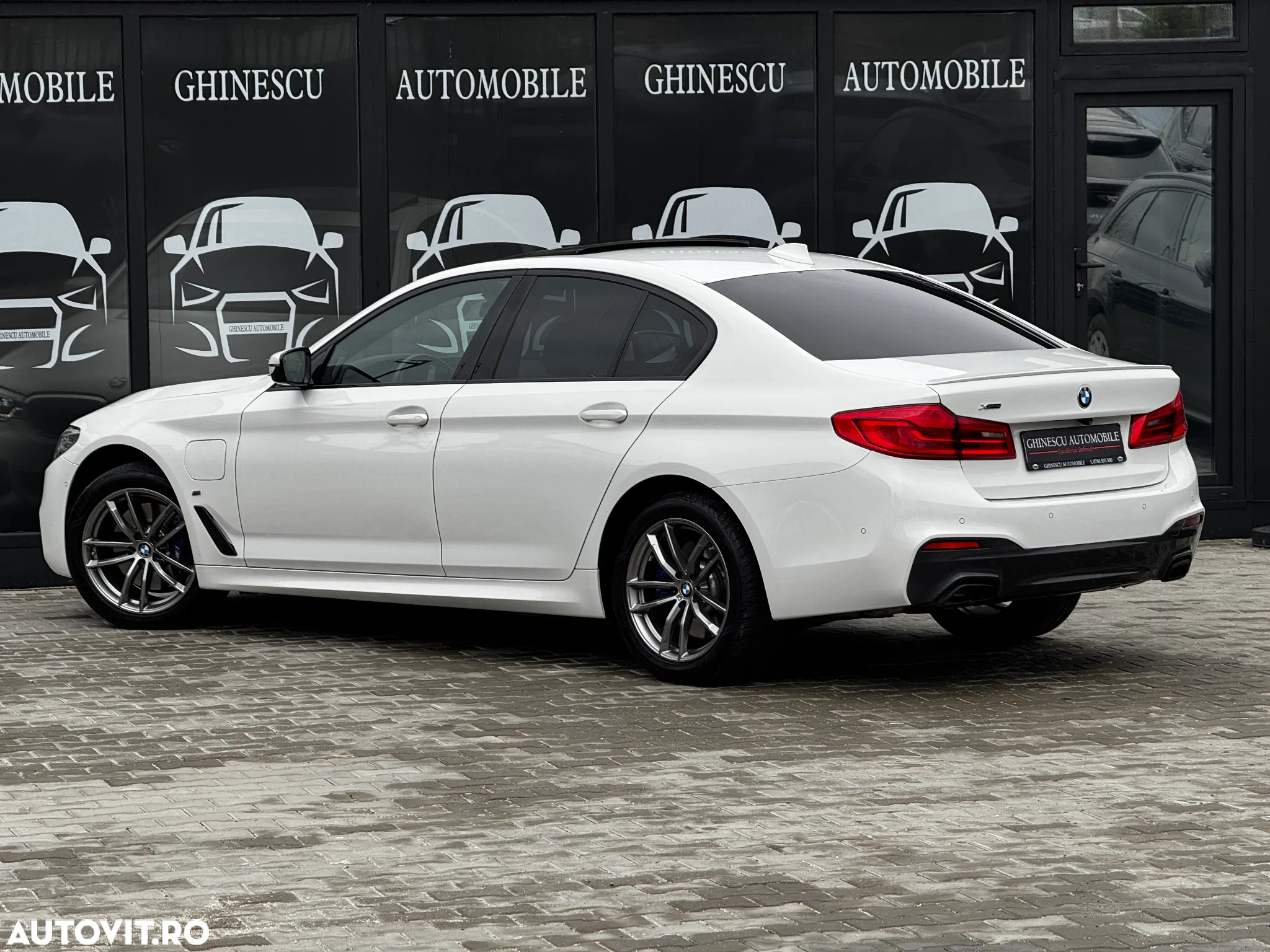 BMW Seria 5 530e xDrive AT PHEV - 8