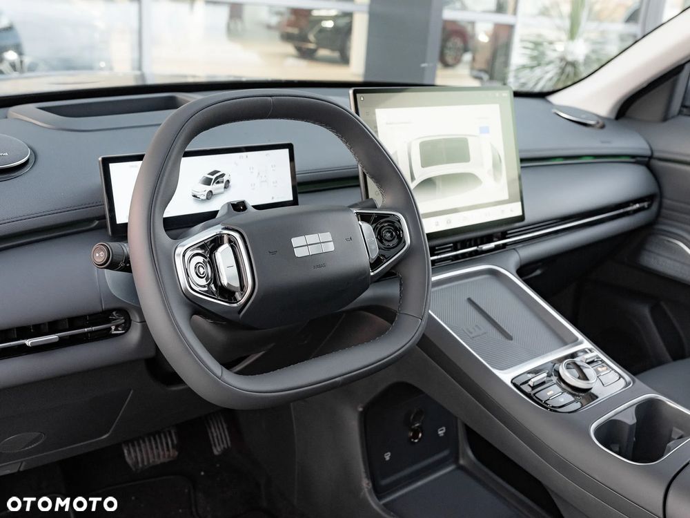 Geely Starray EM-i 1.5 PHEV Max - 10