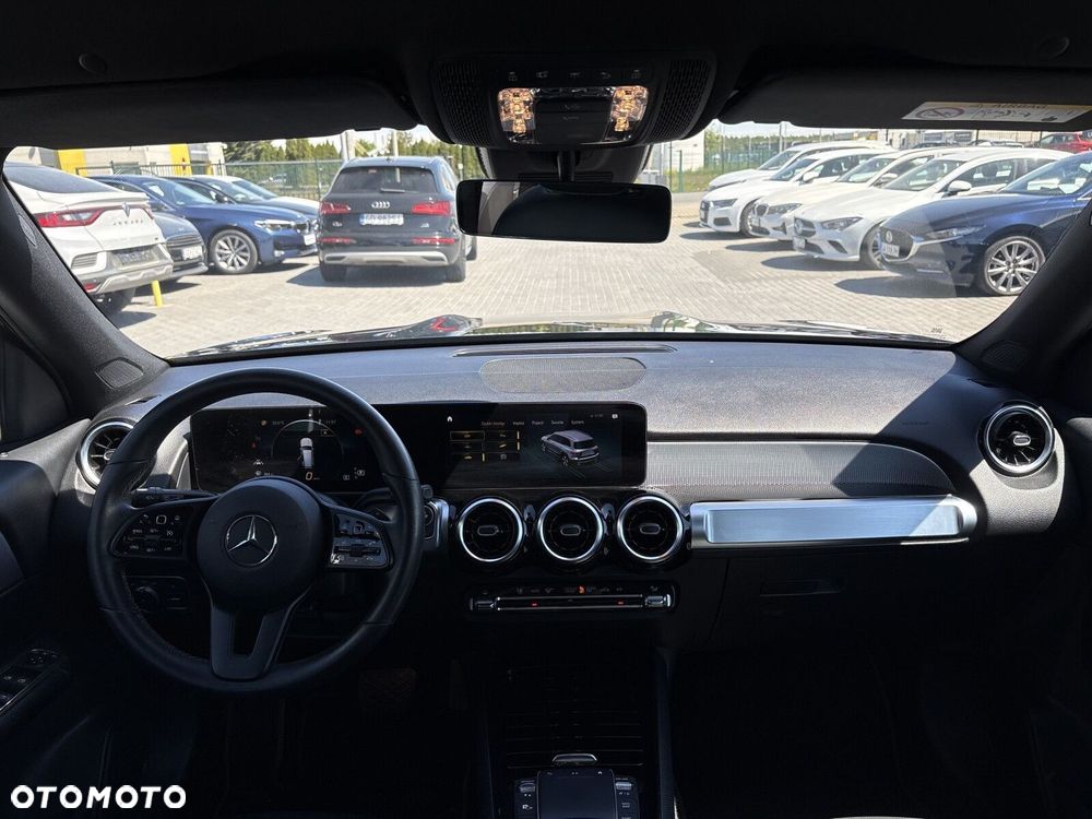 Mercedes-Benz GLB 200 7G-DCT - 13