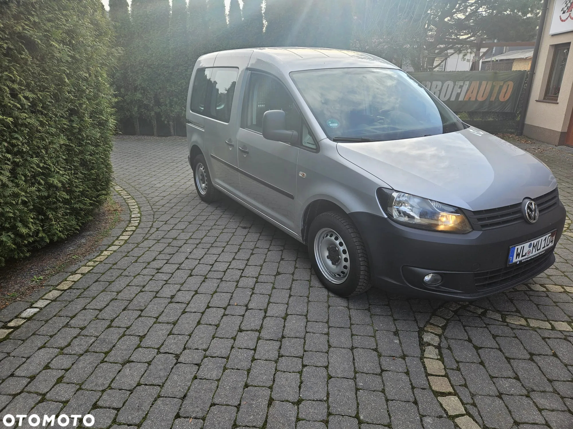 Volkswagen Caddy - 9