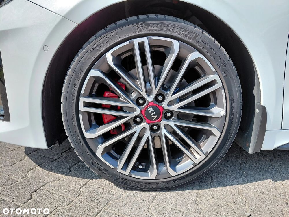 Kia ProCeed - 28