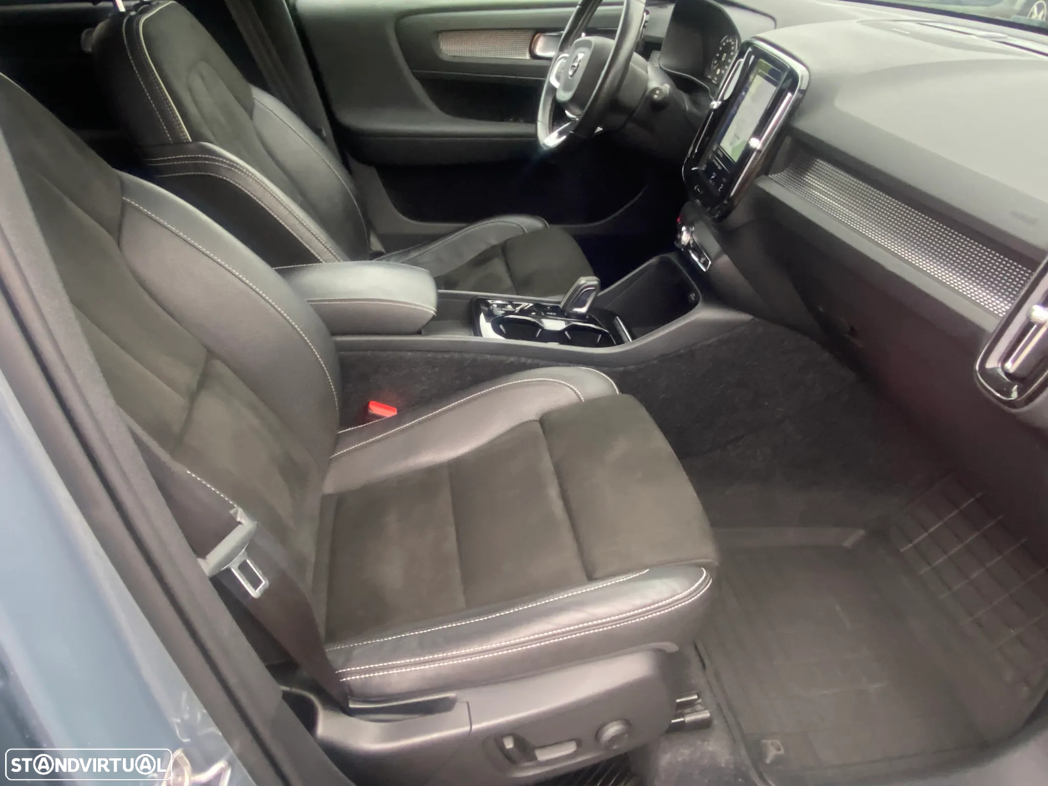 Volvo XC 40 1.5 T5 PHEV R-Design Expression - 17