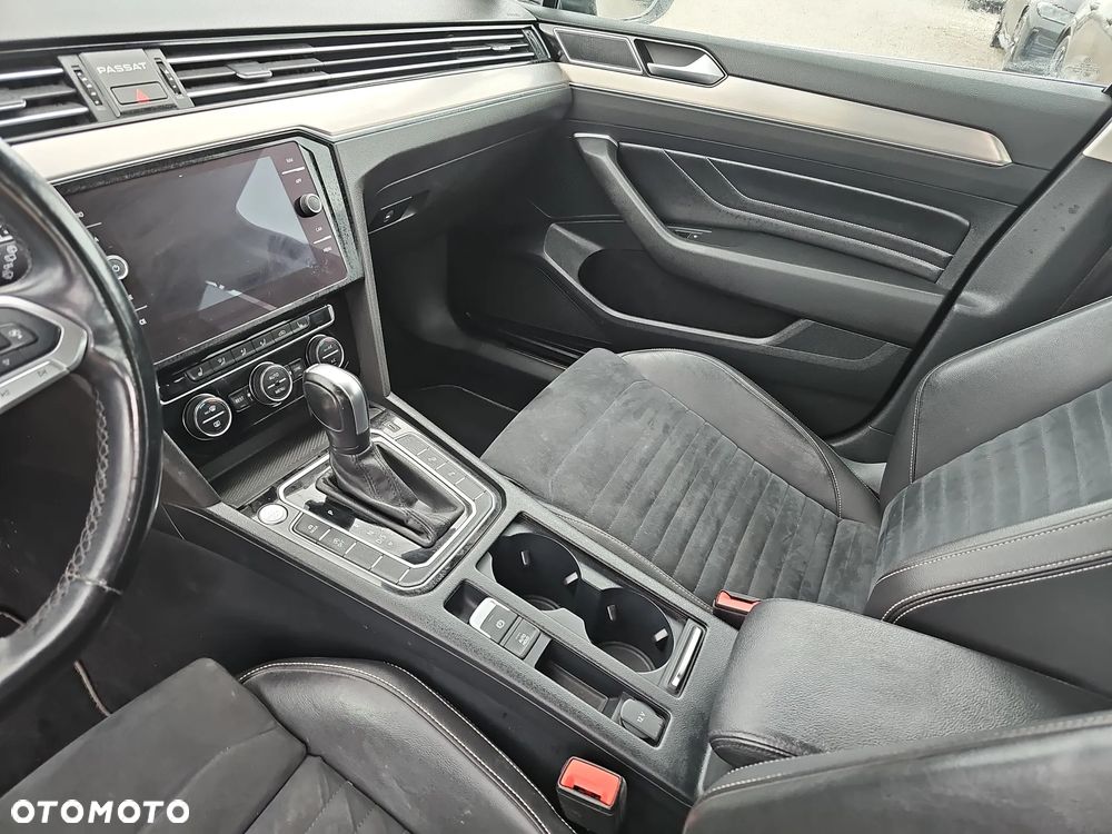 Volkswagen Passat 2.0 TDI 4Mot Elegance DSG - 16