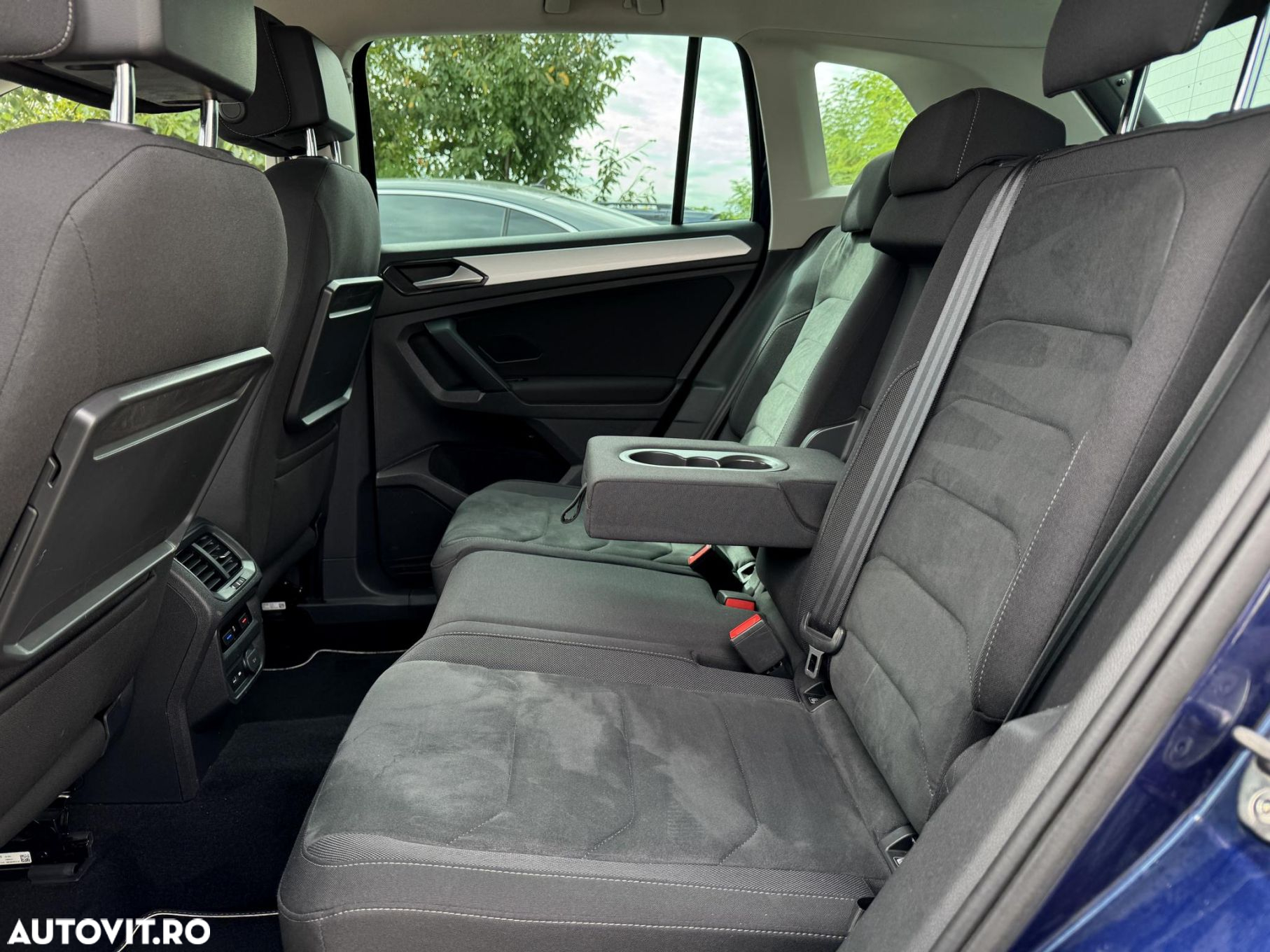 Volkswagen Tiguan - 23