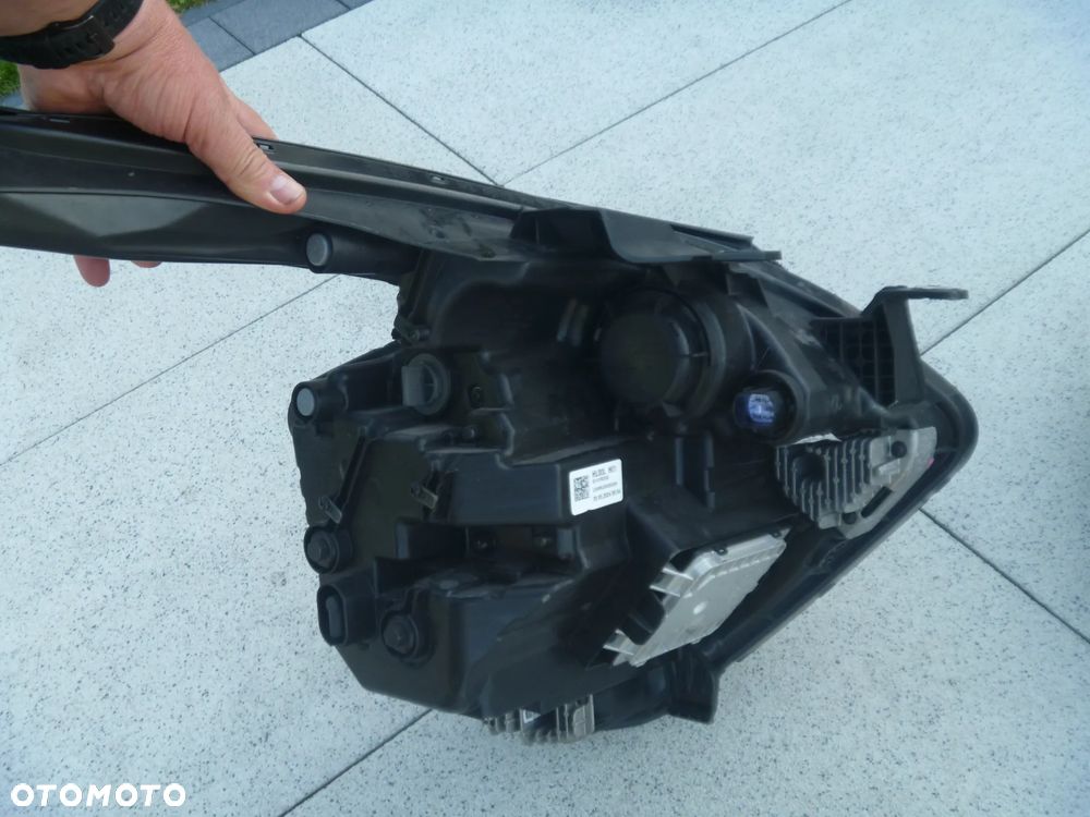 KIA SPORTAGE V LAMPA FULL LED PRAWA LEWA KOMPLETNA ŁADNA ORYGINAŁ 92101-R2000   92102-R2000 - 8