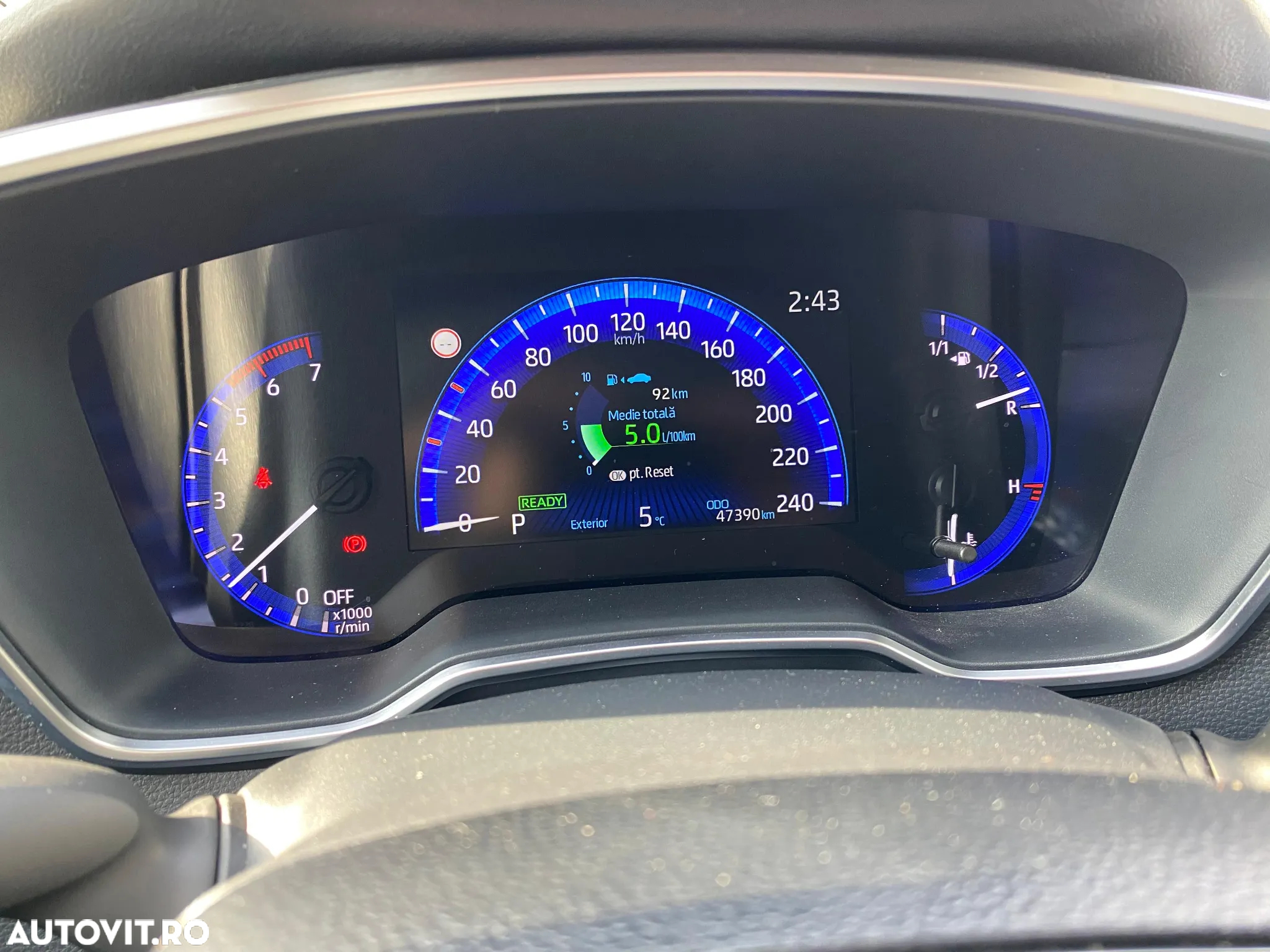 Toyota Corolla 1.8 HSD Dynamic - 8