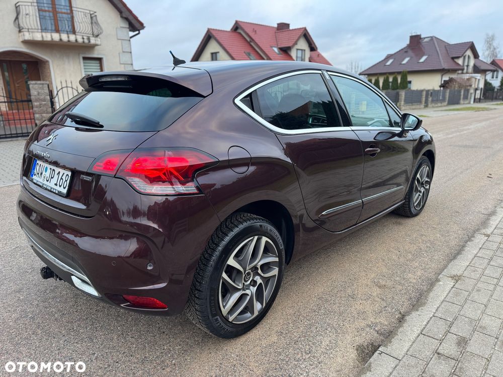 Citroën DS4 HDi 165 Urban Show - 4