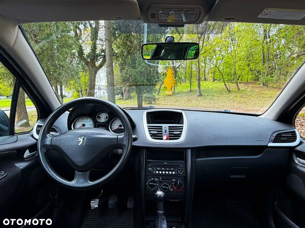 Peugeot 207 1.4 Active - 12