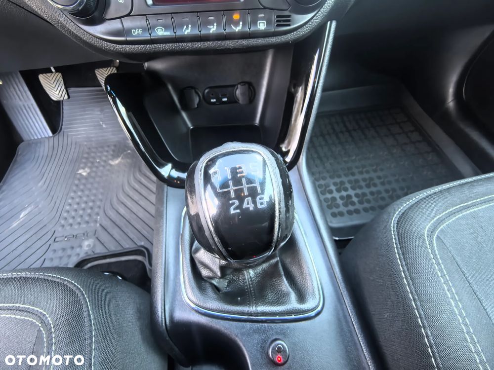 Kia Ceed 1.6 GDI Platinum Edition - 28