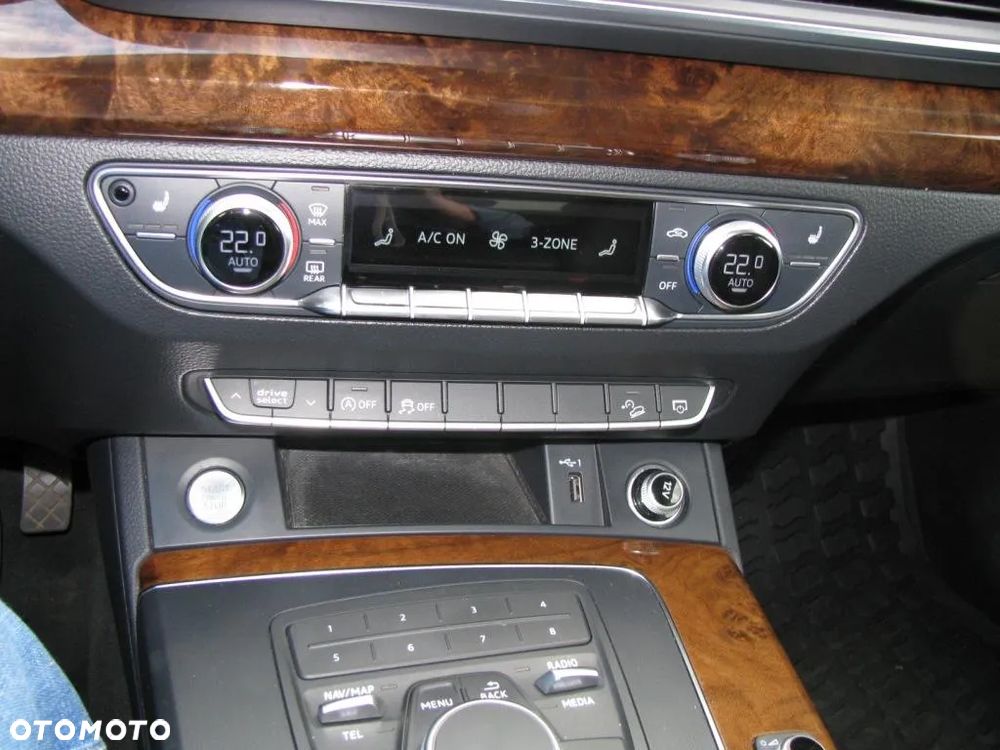 Audi Q5 2.0 TFSI Quattro Design S tronic - 18