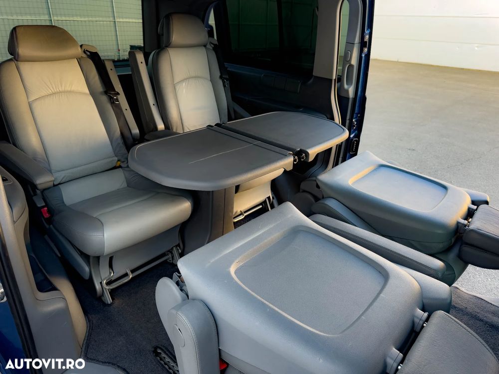 Mercedes-Benz Viano - 12