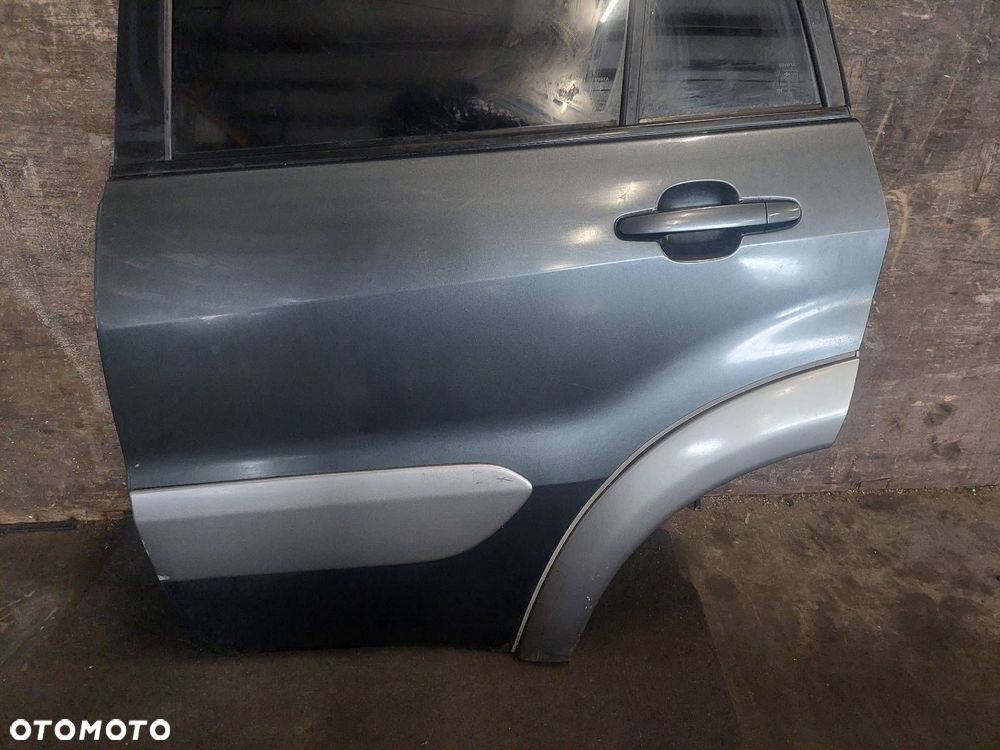 DRZWI KOMPLETNE LEWY TYŁ  TOYOTA RAV4 II LIFT SZARY - 2