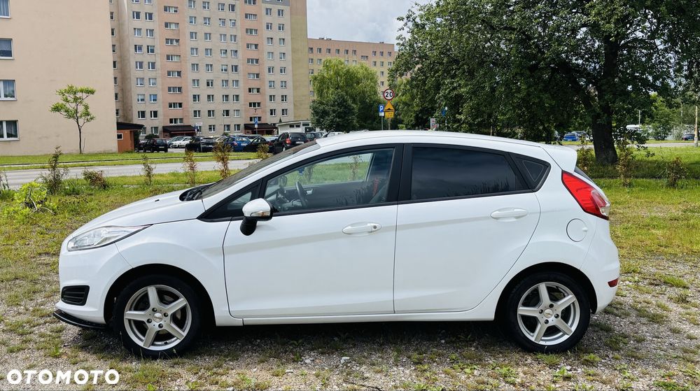 Ford Fiesta - 2