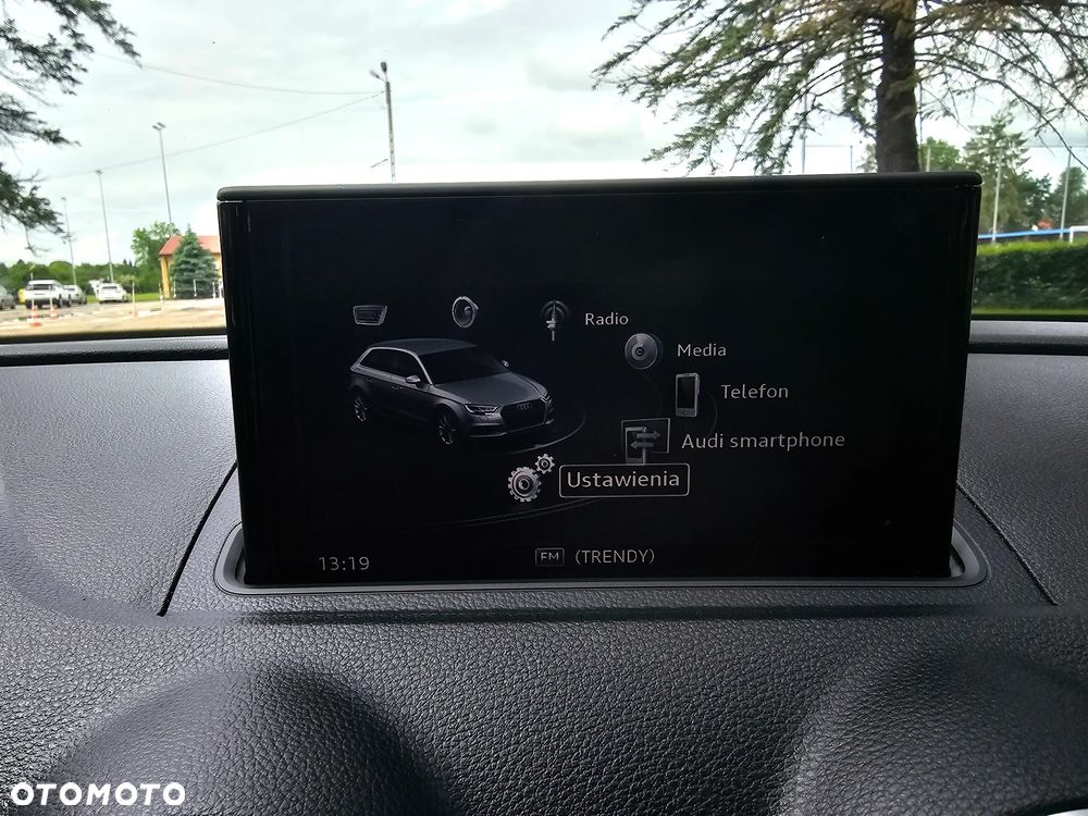 Audi A3 Sportback 2.0 TDI Ambiente - 26