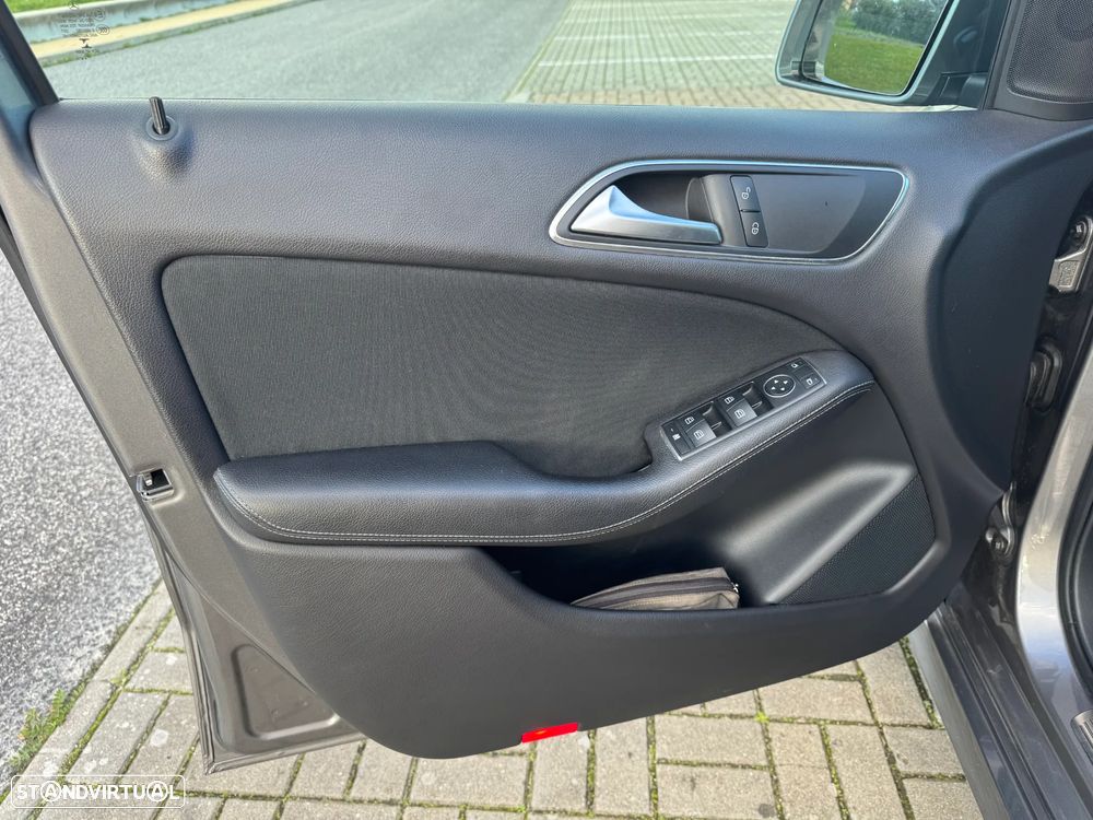 Mercedes-Benz B 250 e Electric Drive Urban - 13