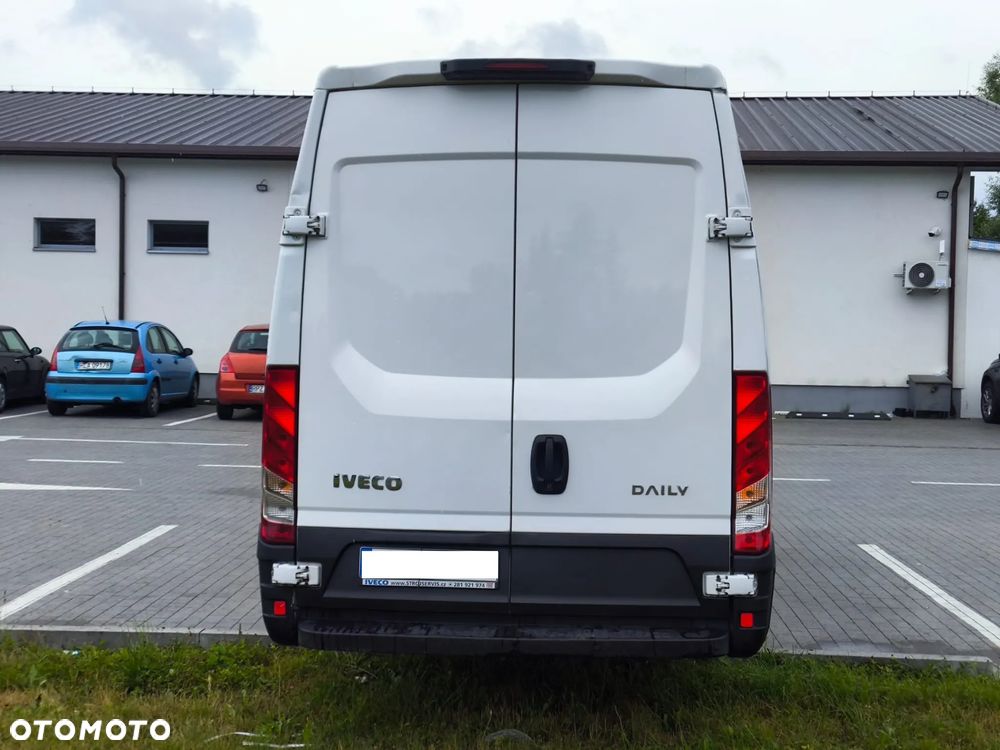 Iveco DAILY - 9