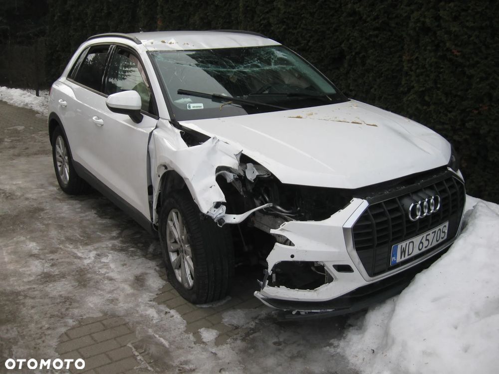 Audi Q3 35 TFSI S tronic - 1