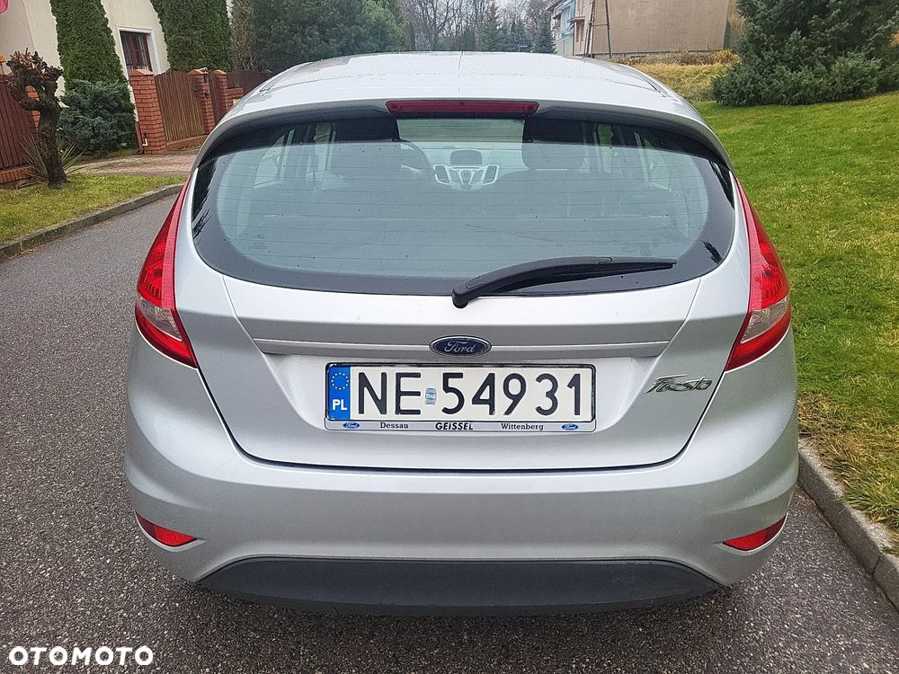 Ford Fiesta 1.25 Silver X (Ambiente) - 13