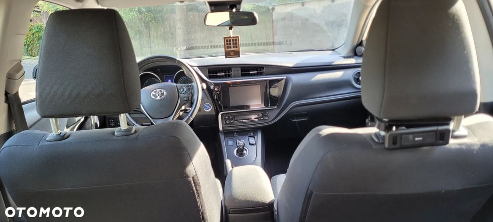 Toyota Auris 2016 photo 4