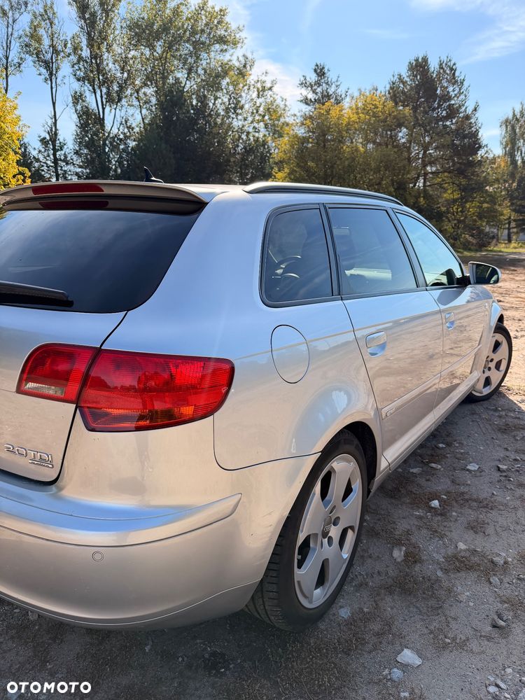 Audi A3 Sportback 2.0 TDI DPF quattro Ambition - 10