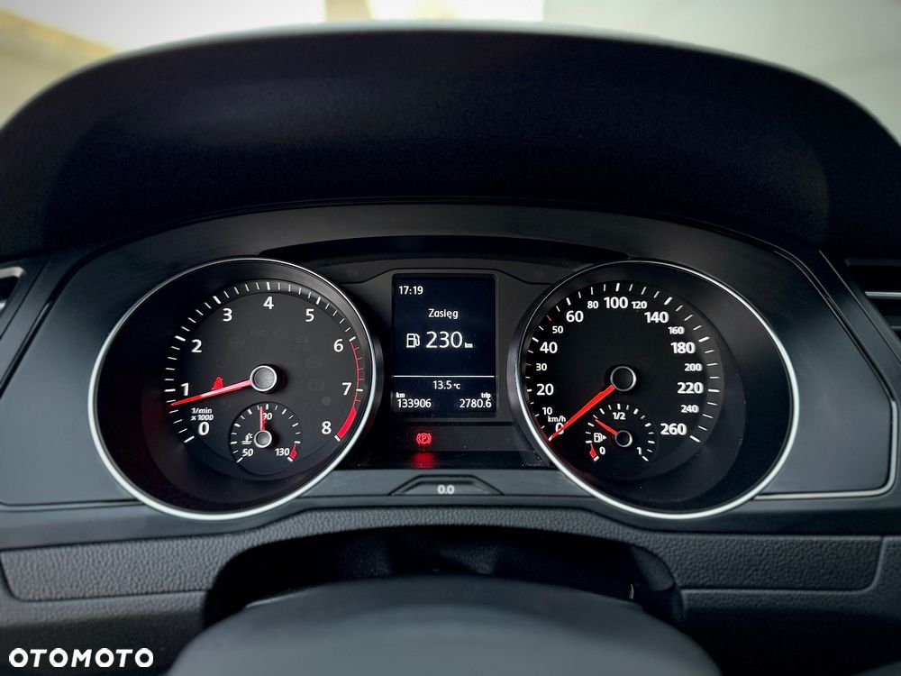 Volkswagen Passat 1.5 TSI EVO Business - 27