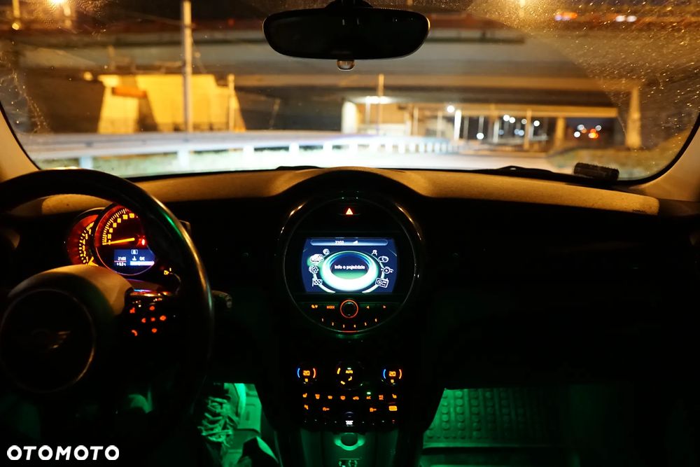 MINI Cooper S Standard - 5