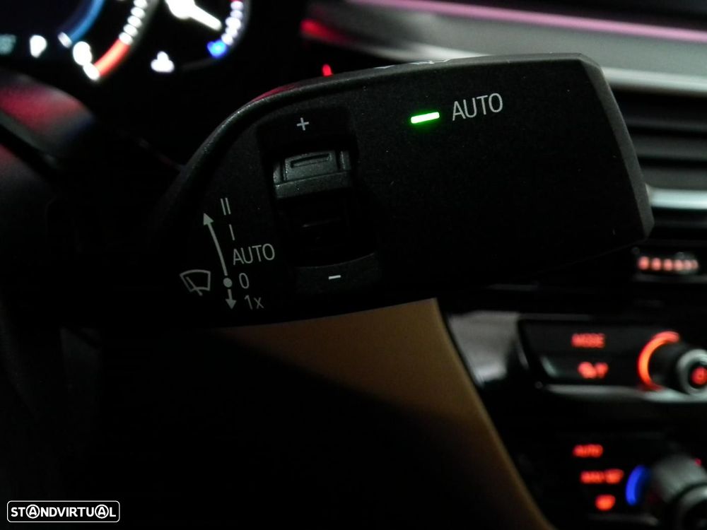 BMW 520 d Pack M Auto - 31