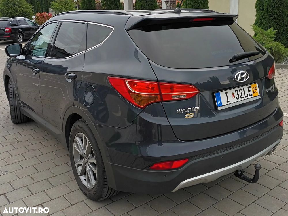 Hyundai Santa Fe - 4