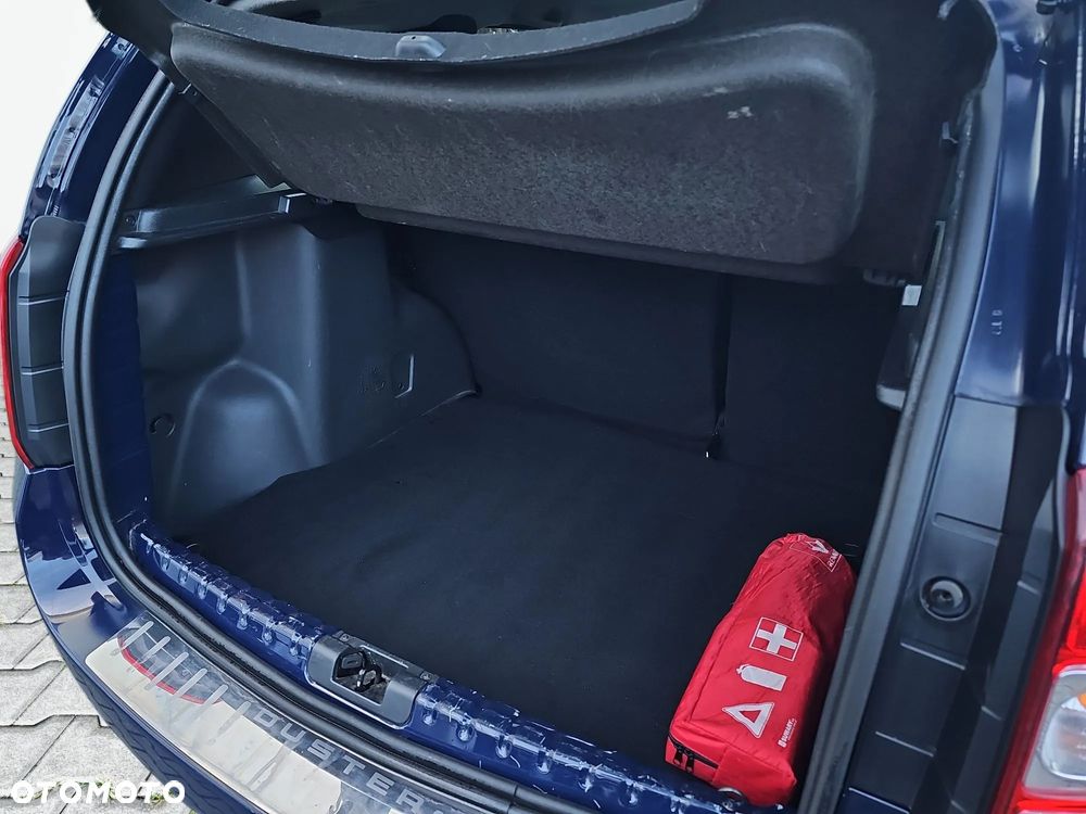 Dacia Duster 1.6 SCe Laureate S&S - 9