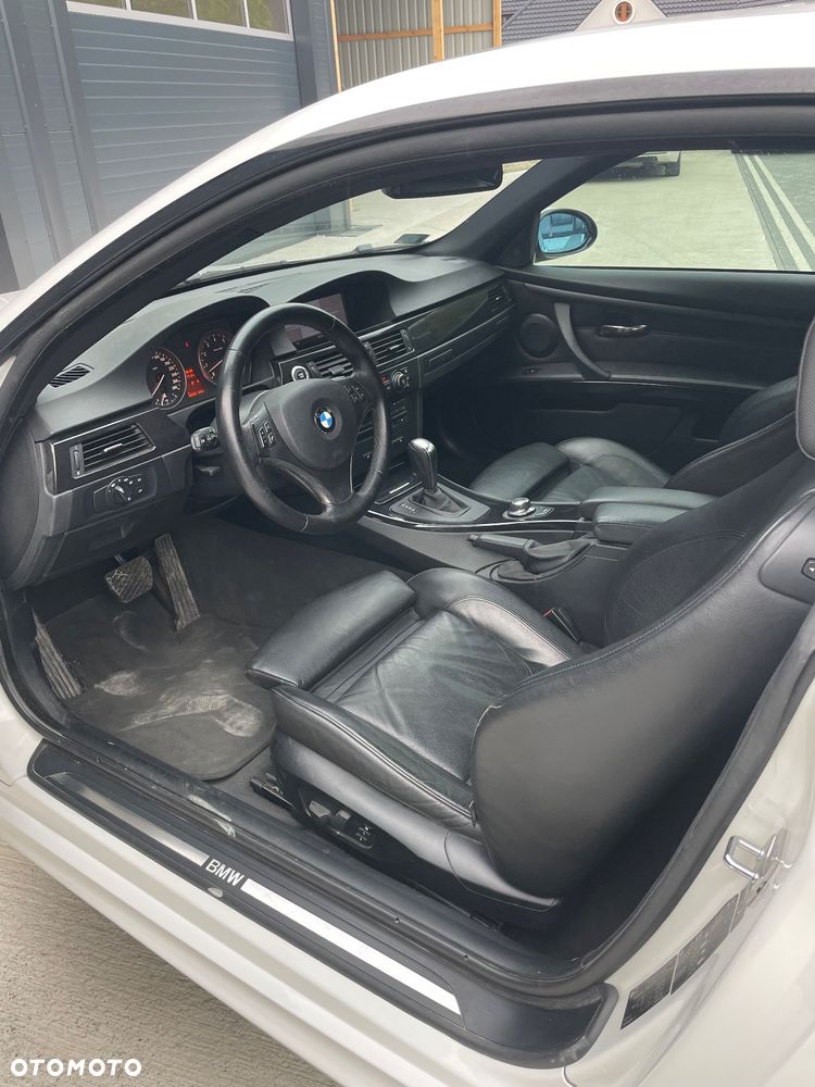 BMW Seria 3 335i Coupe - 6