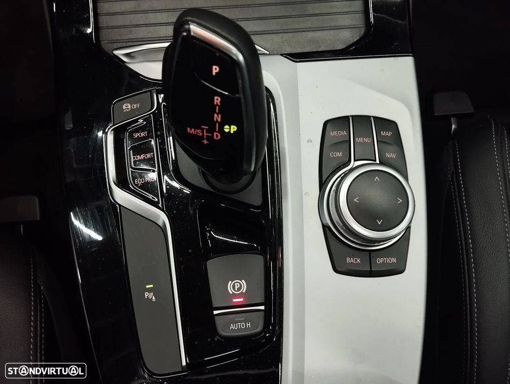 BMW X3 18 d sDrive Advantage Auto - 40