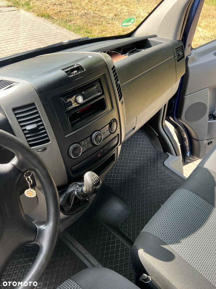 Mercedes-Benz Sprinter - 16