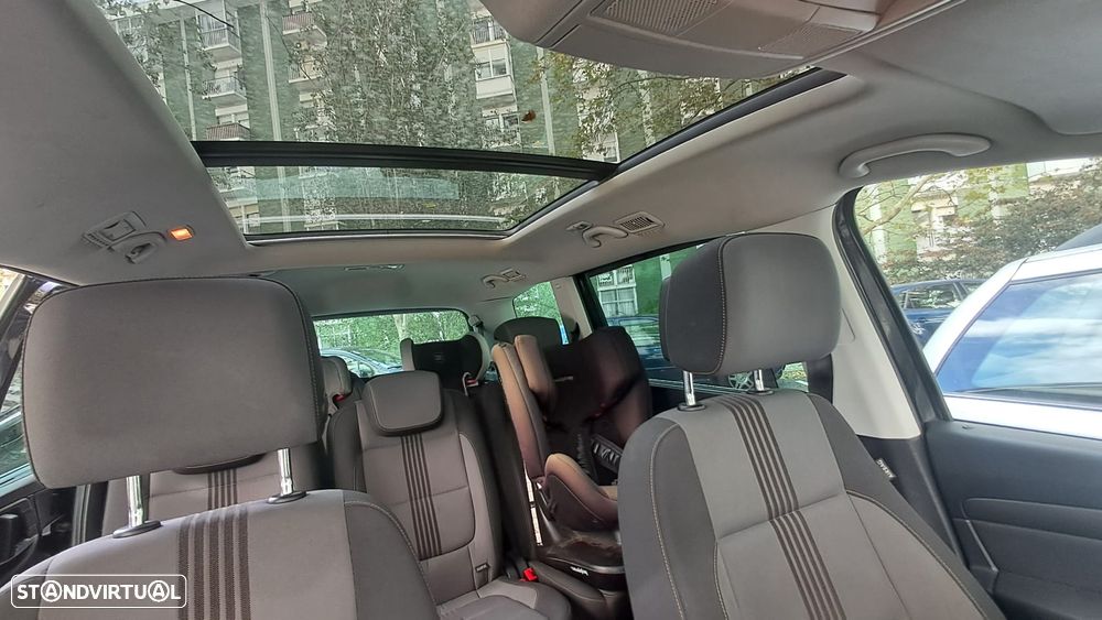 VW Sharan - 2