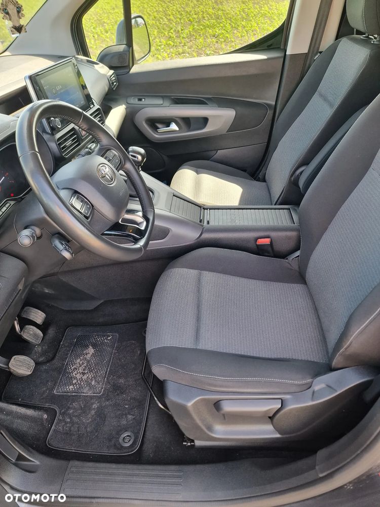 Toyota Proace City Verso Long 1.5 D-4D Family - 23
