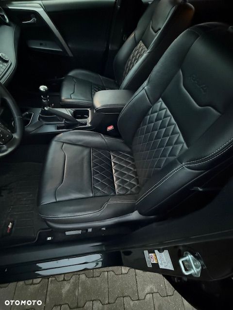 Toyota RAV4 2.0 D-4D Prestige 4x2 - 11