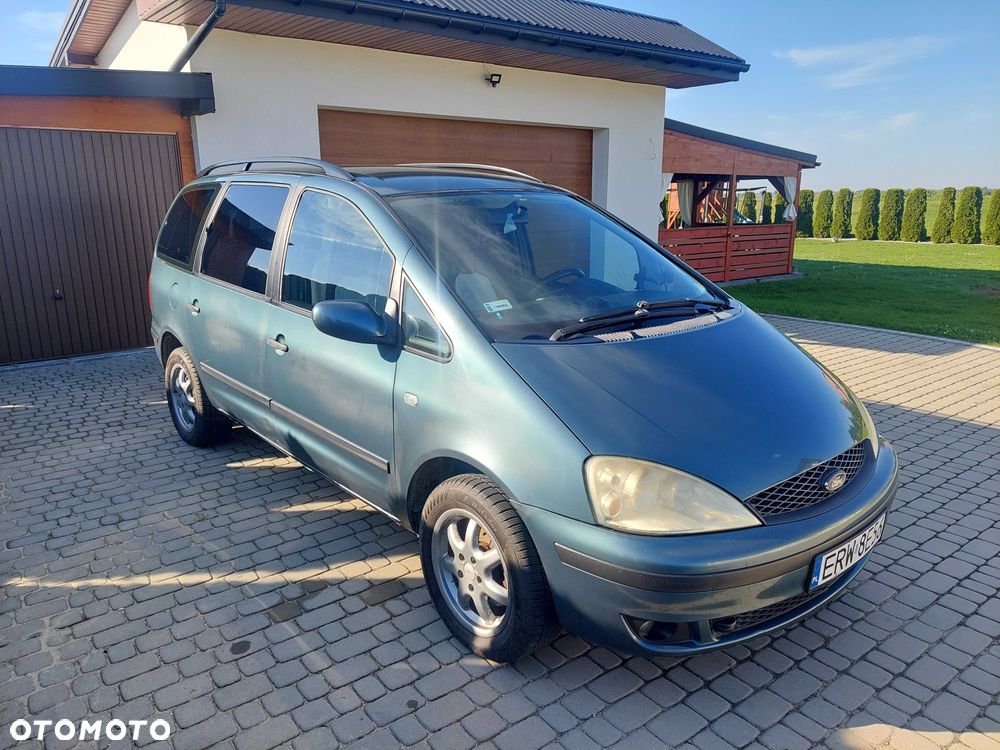 Ford Galaxy - 3