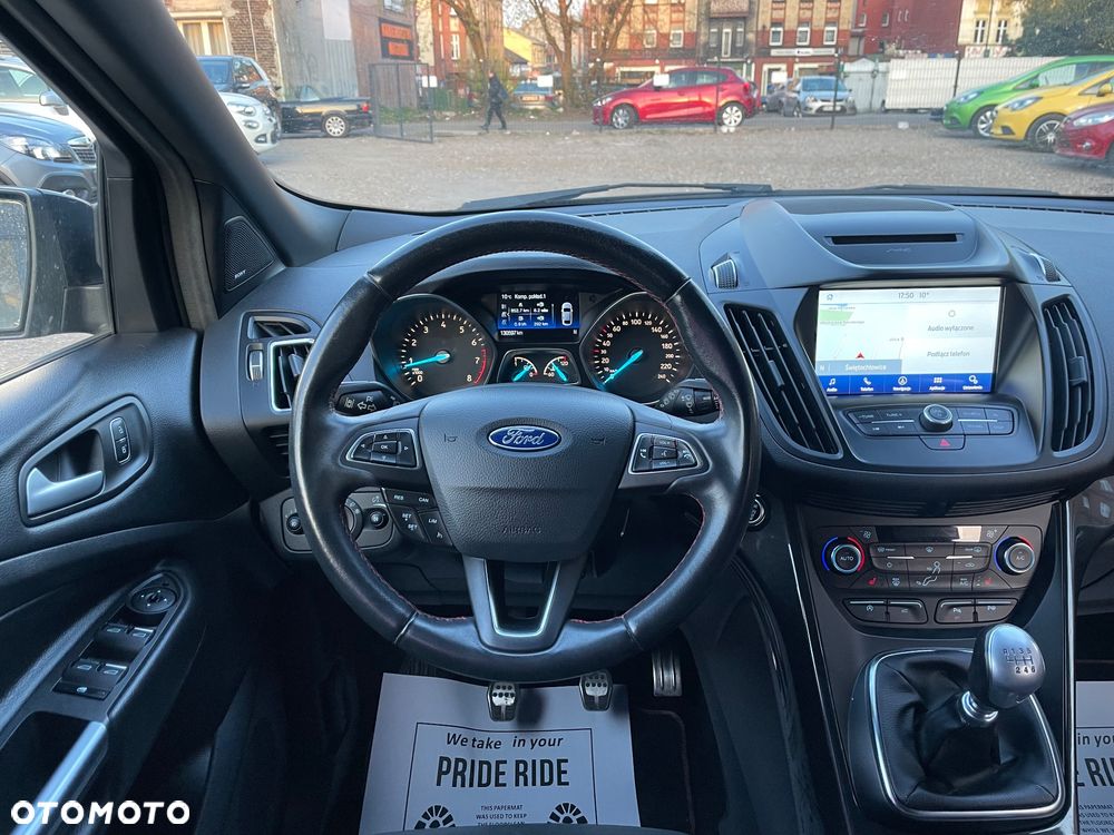 Ford Kuga 1.5 EcoBoost 2x4 ST-Line - 22