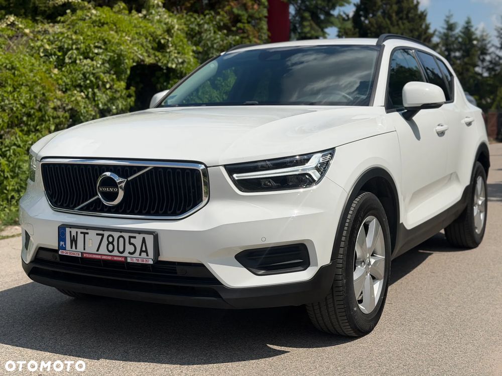 Volvo XC 40 T3 Momentum - 1